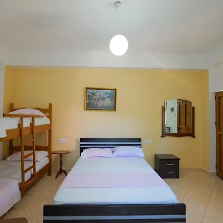 Chris Guest house 3*