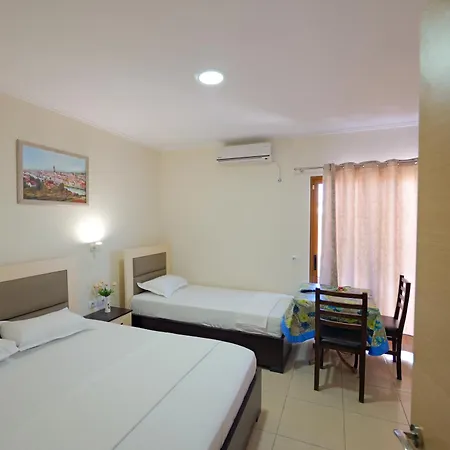 Guest house Chris Ksamil