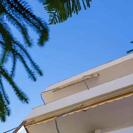 Casa de hóspedes Chris 3*