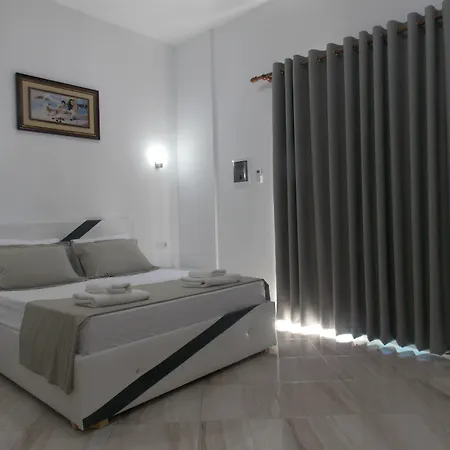 Casa de hóspedes Chris Ksamil